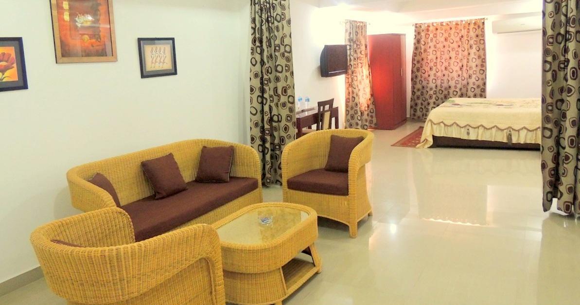 Aroma Residency Hotel Tinsukia Exterior photo